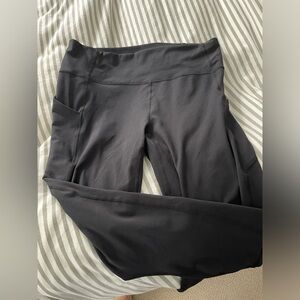 Fabletics Oasis PureLuxe capri legging